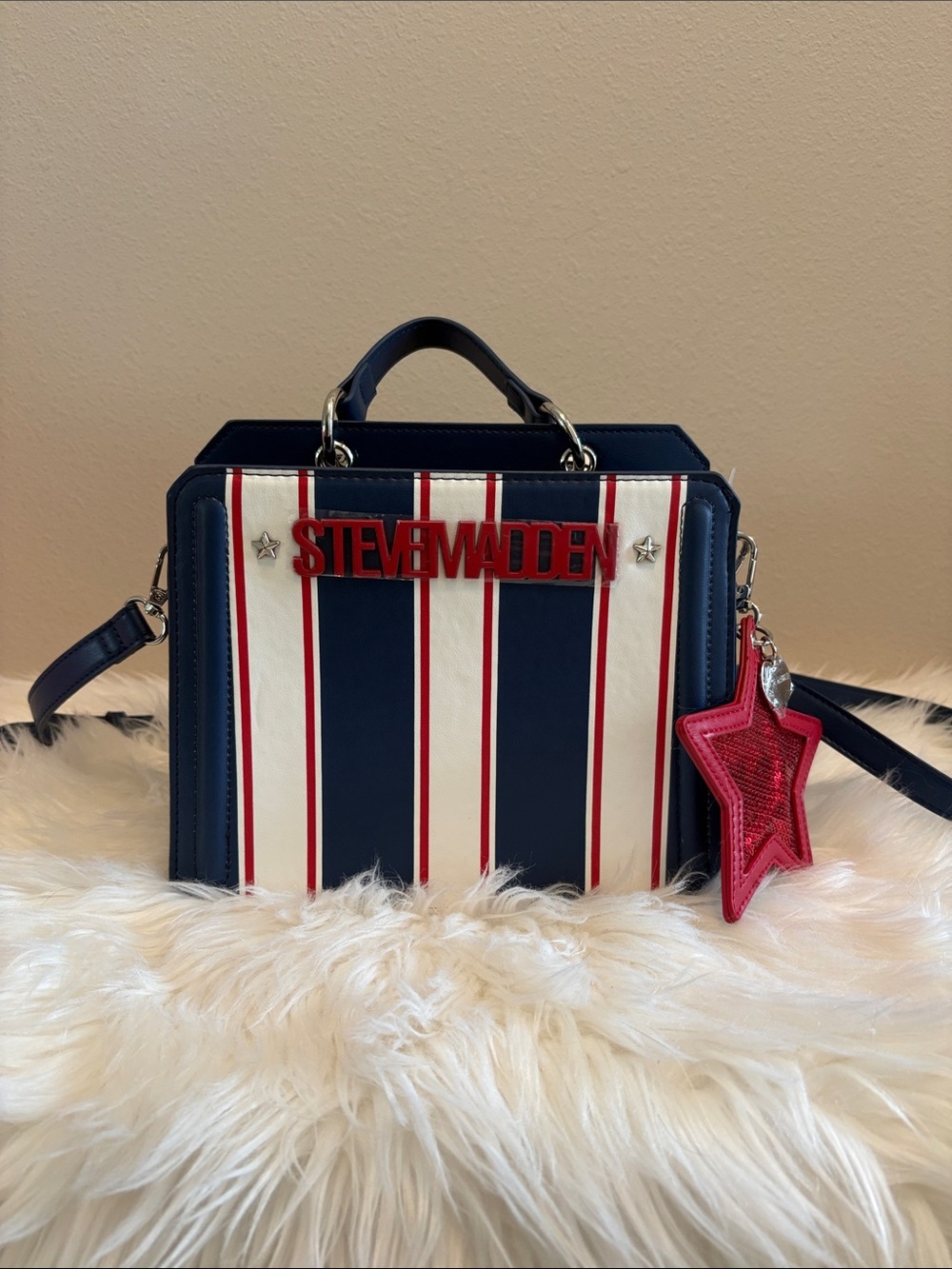 Steve Madden Red, White & Blue Top-Handle Bag Bevlynn Stripe Satchel W/ Star βοΈ - Picture 1 of 13